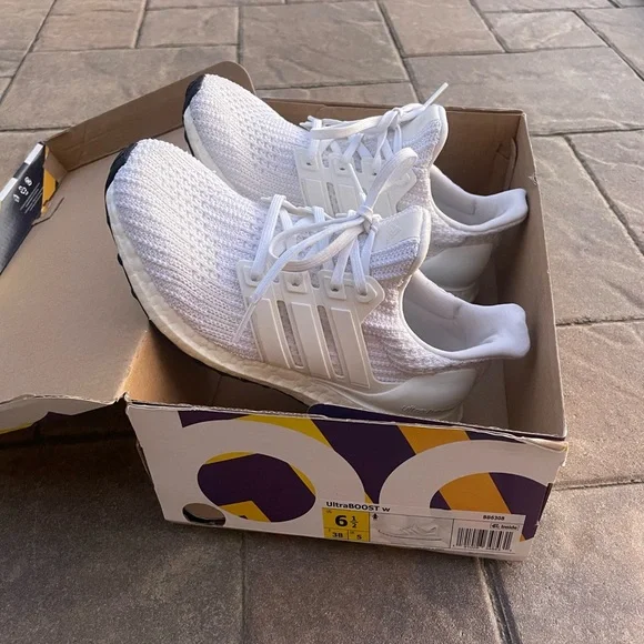 Adidas Ultra Boost Triple White Sneakers - Picture 4 of 6